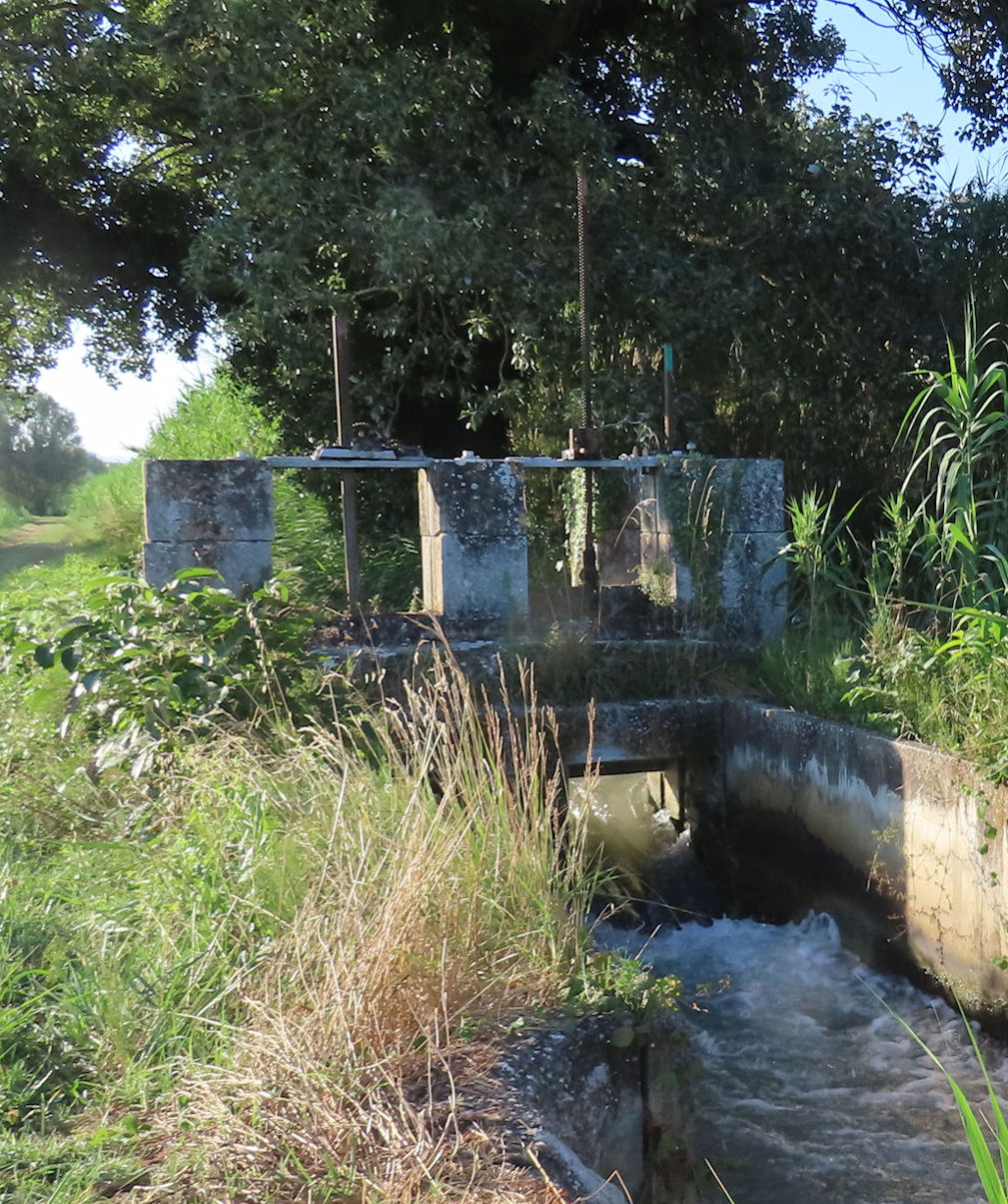 une martelière pour irriguer les terres de la Grande Bastide